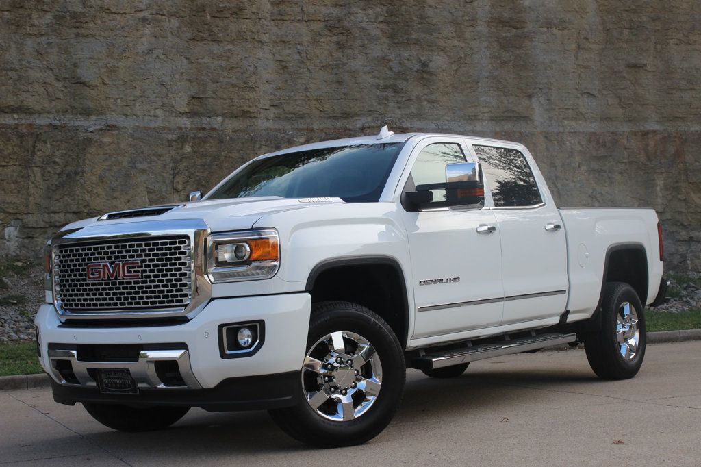 2017 GMC Sierra 2500HD 4WD Crew Cab 153.7" Denali - 22902253 - 8