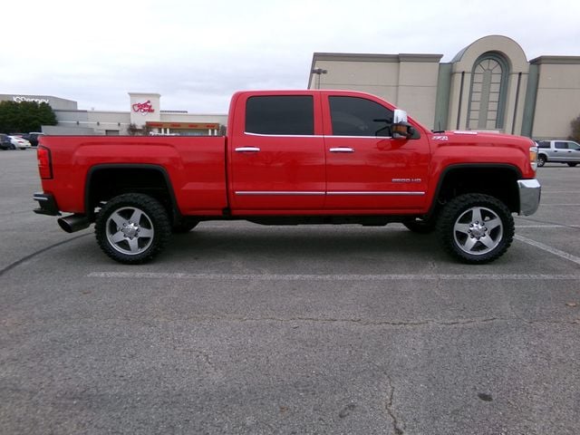 2017 GMC Sierra 2500HD 4WD Crew Cab 153.7" SLT - 22961894 - 4