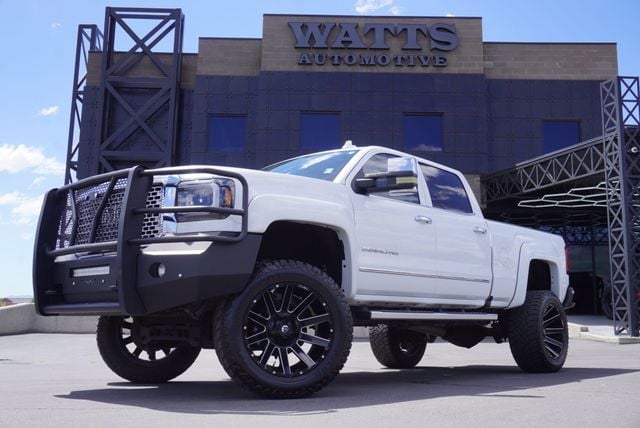 2017 GMC Sierra 4WD Crew Cab Standard Box Denali's photo