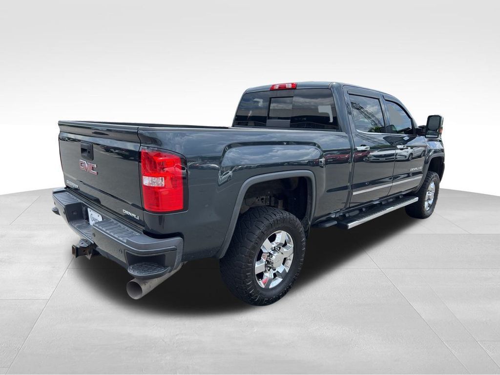 2017 GMC Sierra 3500HD Denali - 22538231 - 8