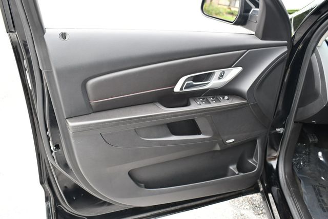 2017 GMC Terrain AWD 4 Door SLT SUV W/Open Road and Nightfall Packages - 22905753 - 10