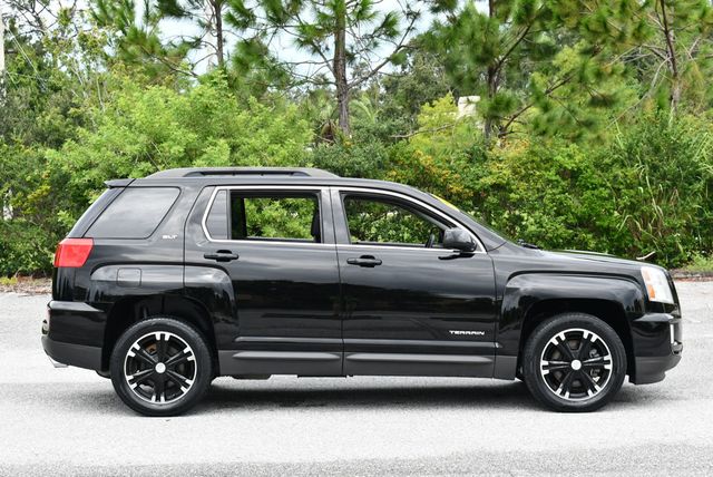 2017 GMC Terrain AWD 4 Door SLT SUV W/Open Road and Nightfall Packages - 22905753 - 32