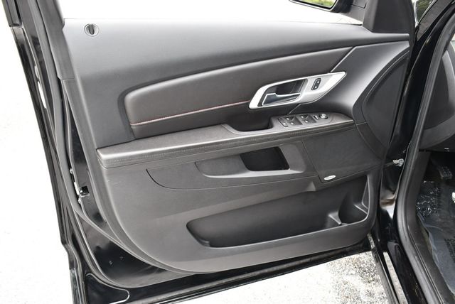 2017 GMC Terrain AWD 4 Door SLT SUV W/Open Road and Nightfall Packages - 22905753 - 40