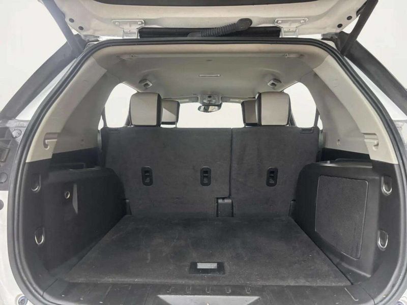 2017 GMC Terrain AWD 4dr SLT - 22988612 - 14