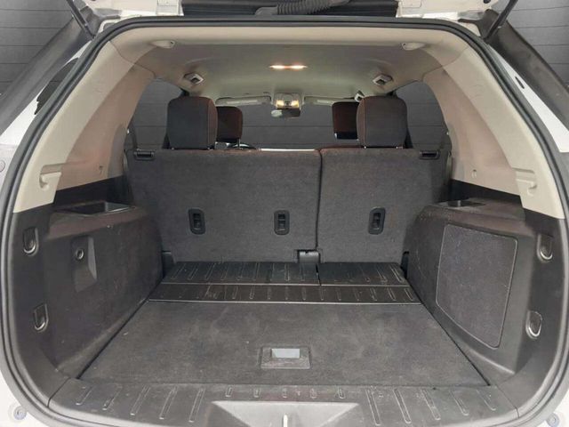 2017 GMC Terrain FWD 4dr SLE w/SLE-2 - 22947839 - 17