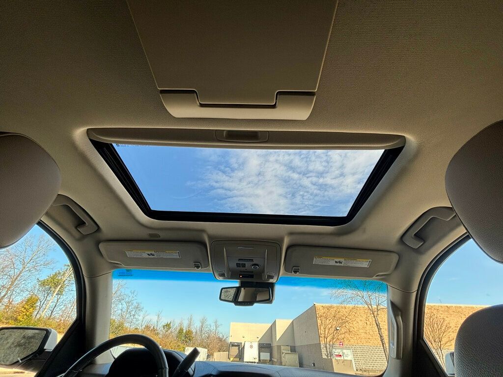 2017 GMC Yukon 2017 GMC YUKON SLT - 22957088 - 27