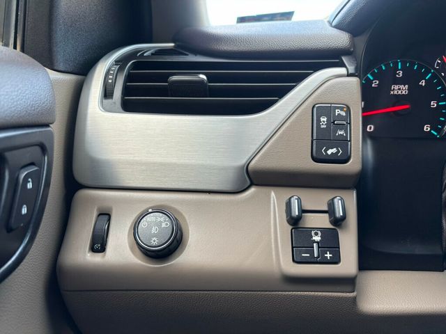 2017 GMC Yukon 2017 GMC YUKON SLT - 22957088 - 38