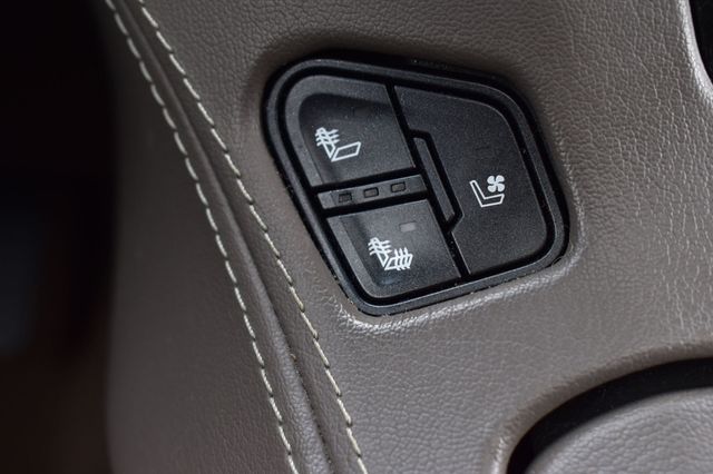 2017 GMC Yukon 4WD 4dr Denali - 22964568 - 38