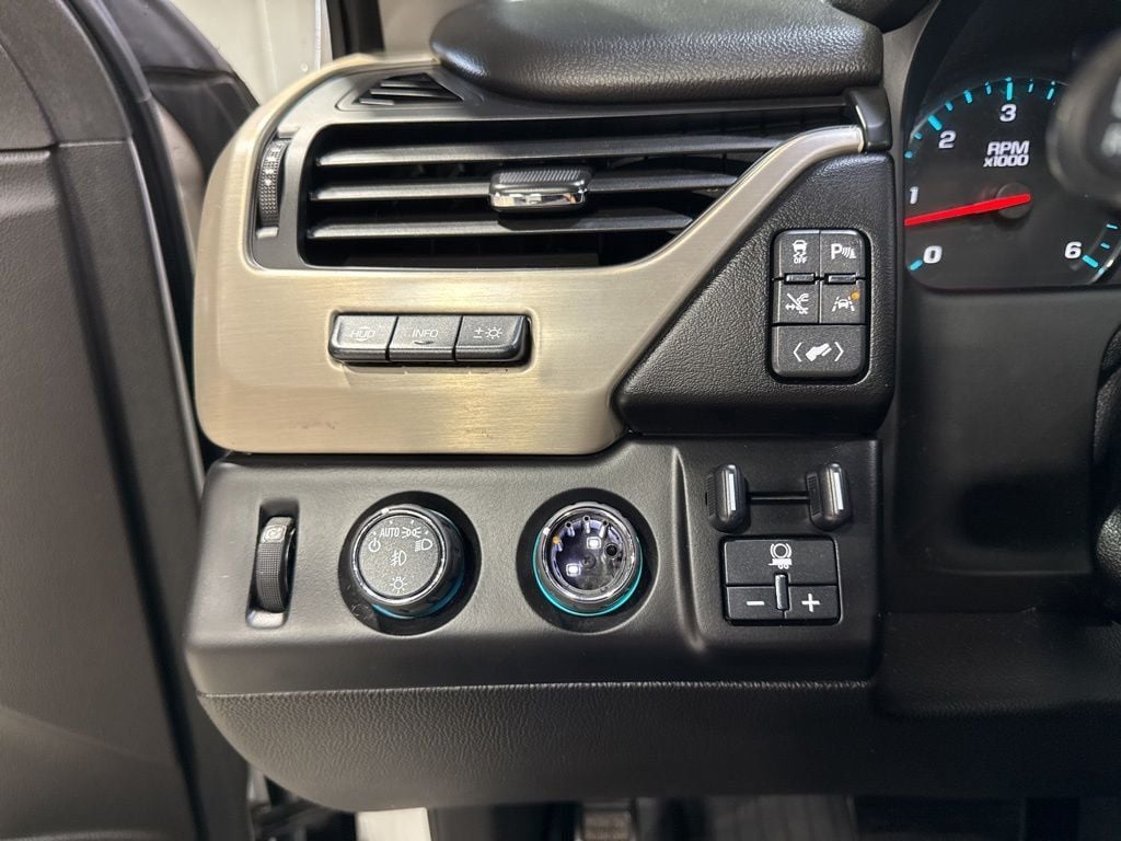 2017 GMC Yukon 4WD 4dr Denali - 23018828 - 12