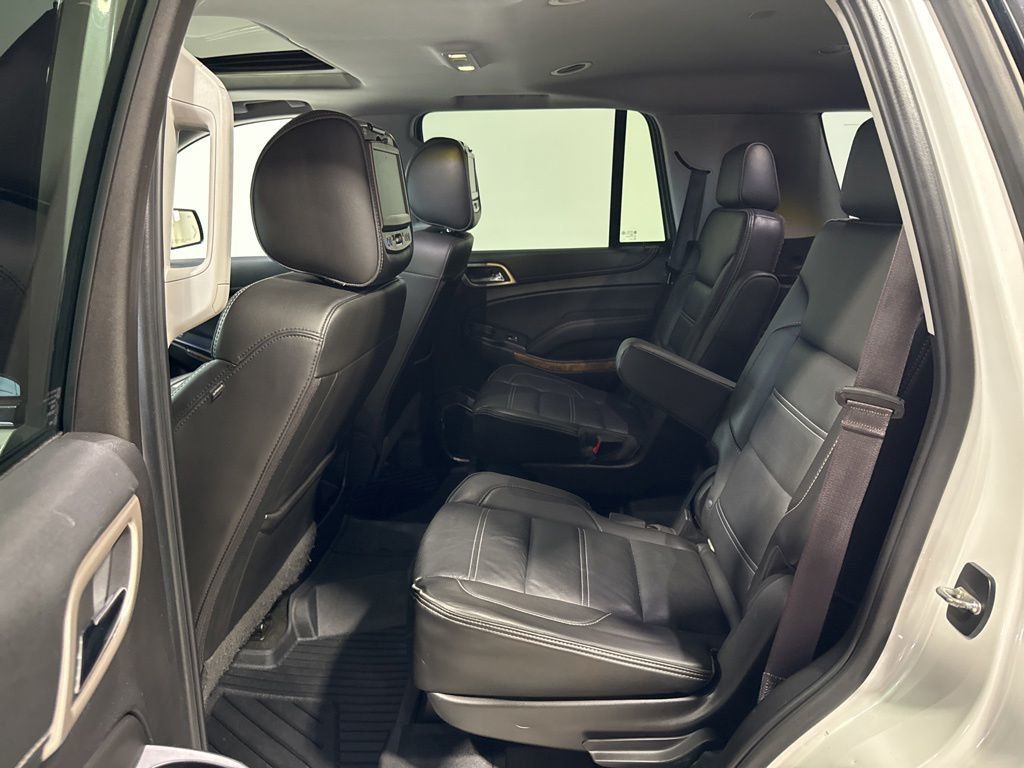 2017 GMC Yukon 4WD 4dr Denali - 23018828 - 29