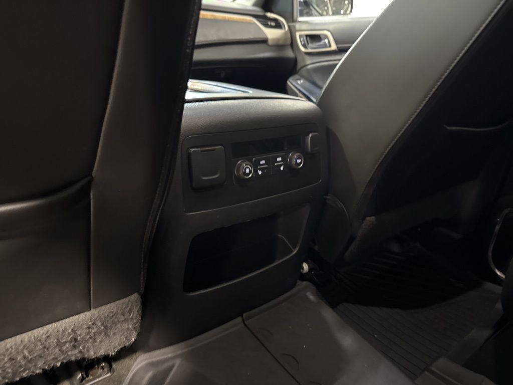 2017 GMC Yukon 4WD 4dr Denali - 23018828 - 33