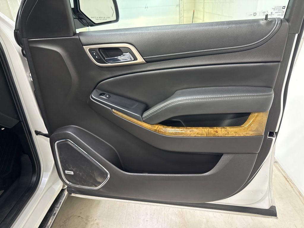 2017 GMC Yukon 4WD 4dr Denali - 23018828 - 47