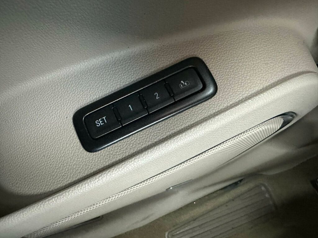 2017 GMC Yukon 4WD 4dr Denali - 22963064 - 17