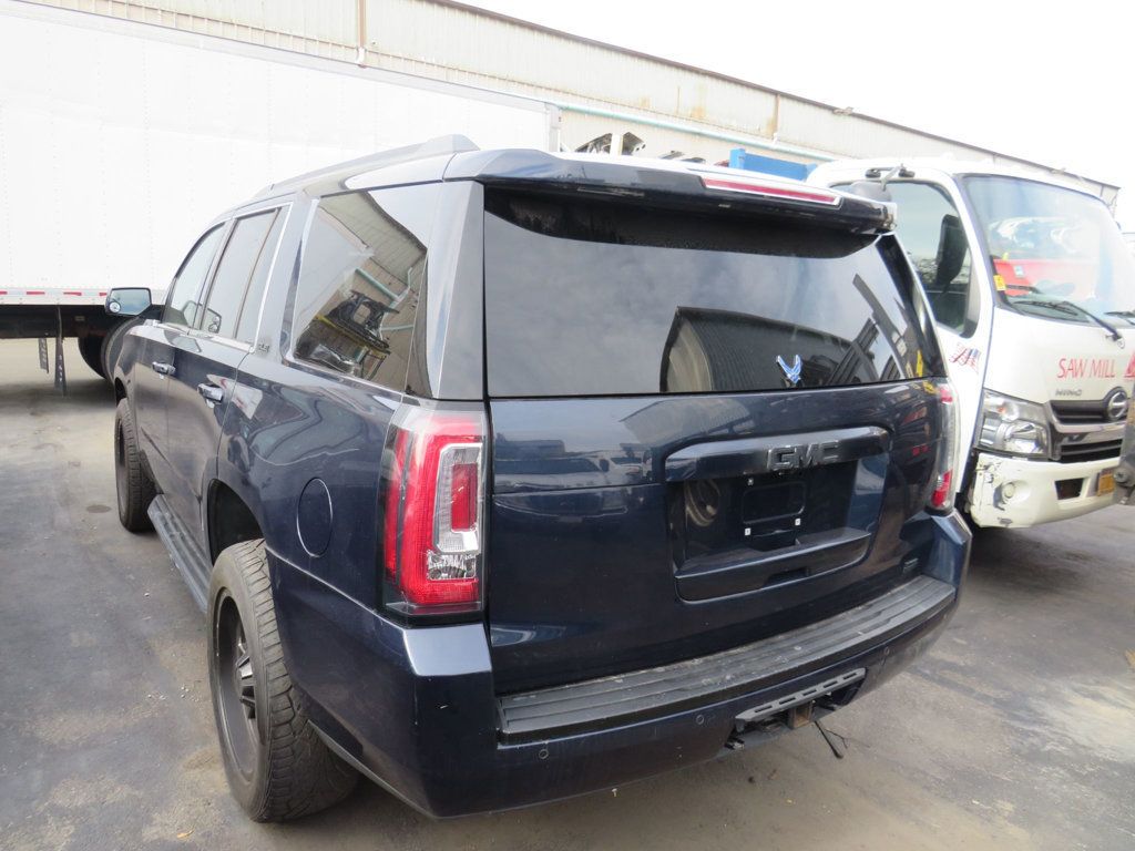 GMC Yukon photo 6
