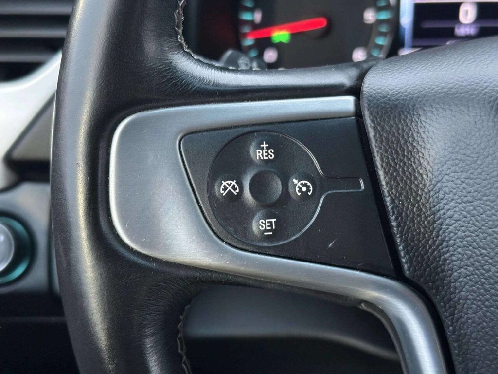 2017 GMC Yukon 4WD 4dr SLE - 22981787 - 33