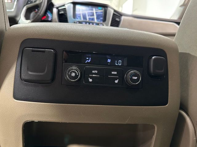 2017 GMC Yukon 4WD 4dr SLT - 23057442 - 26
