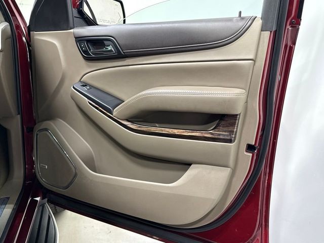 2017 GMC Yukon 4WD 4dr SLT - 23057442 - 32