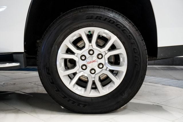 2017 Gmc Yukon SLT photo 7