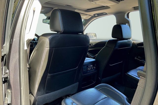 2017 GMC Yukon 4WD 4dr SLT - 22902912 - 17