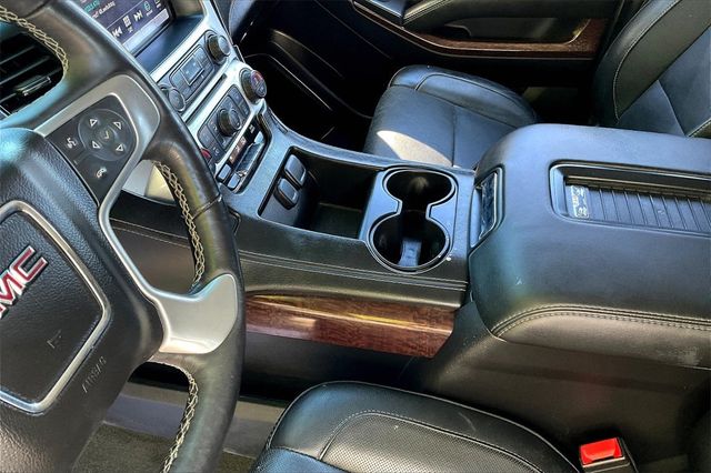 2017 GMC Yukon 4WD 4dr SLT - 22902912 - 30