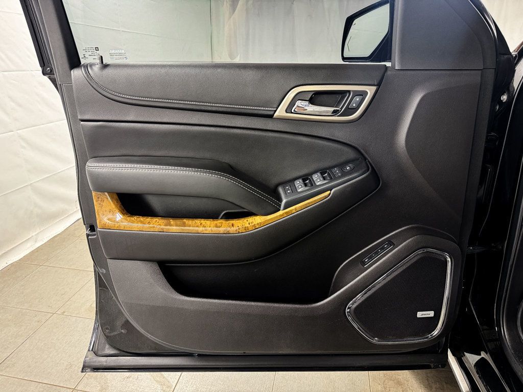 2017 Gmc Yukon Denali photo 15