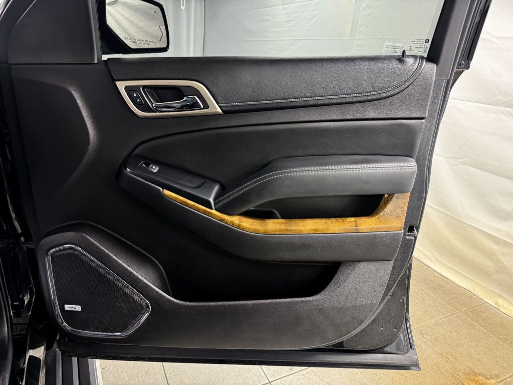 2017 Gmc Yukon Denali photo 16