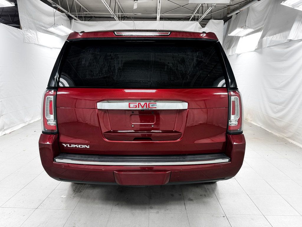 2017 GMC Yukon DENALI 4WD - 22948260 - 3