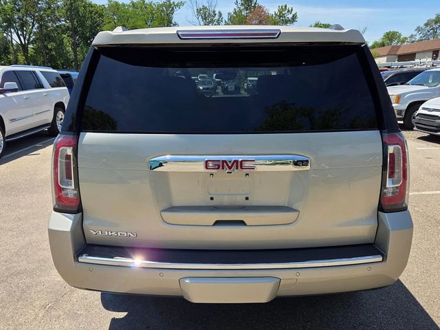 2017 GMC Yukon Denali Sport Utility 4D - 22924037 - 11