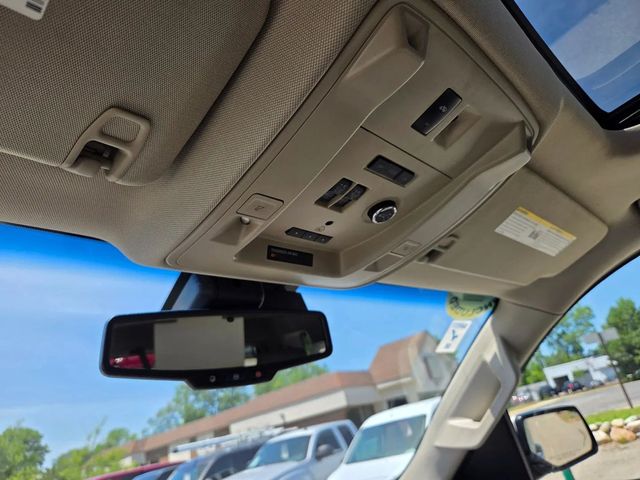 2017 GMC Yukon Denali Sport Utility 4D - 22924037 - 32