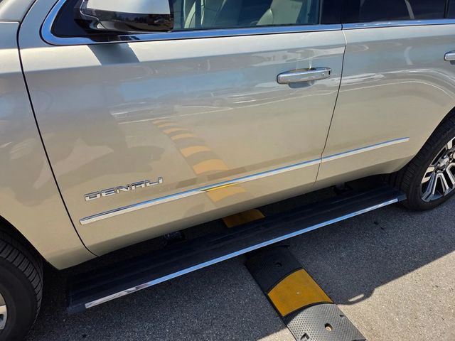 2017 GMC Yukon Denali Sport Utility 4D - 22924037 - 38