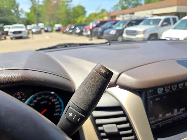 2017 GMC Yukon Denali Sport Utility 4D - 22924037 - 40