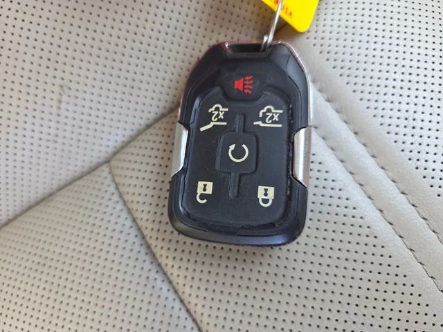 2017 GMC Yukon Denali Sport Utility 4D - 22924037 - 43