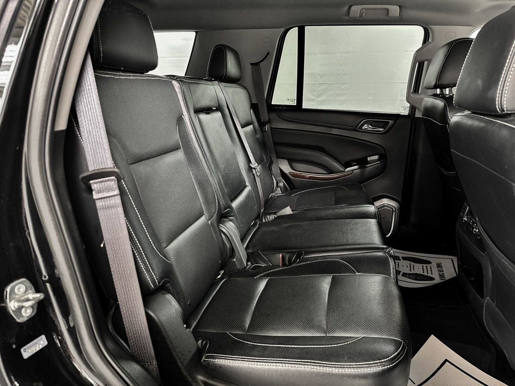 2017 Gmc Yukon SLE photo 8