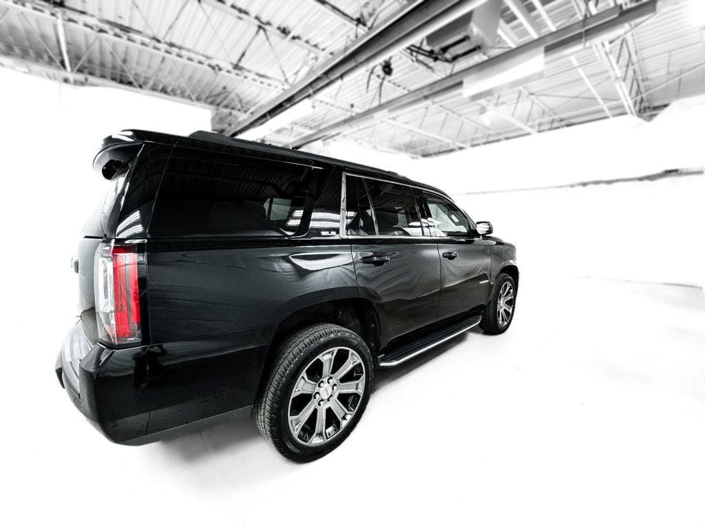 2017 Gmc Yukon SLE photo 3