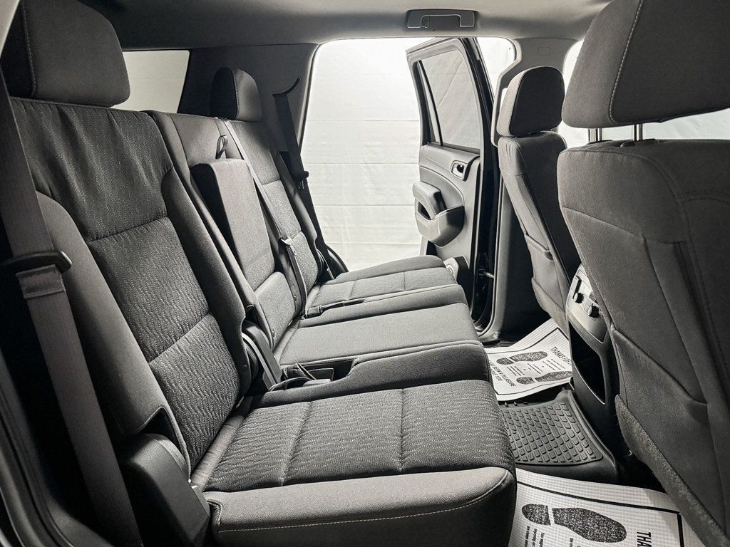 2017 GMC Yukon SLE 4WD - 22961555 - 9