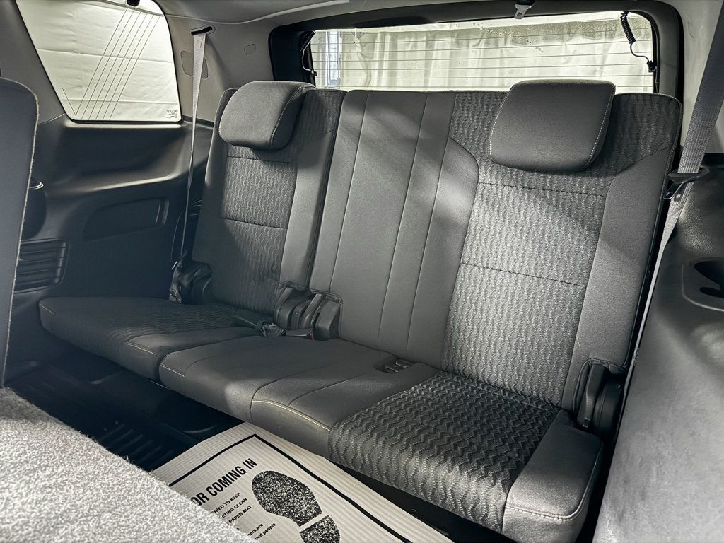 2017 GMC Yukon SLE 4WD - 22961555 - 8