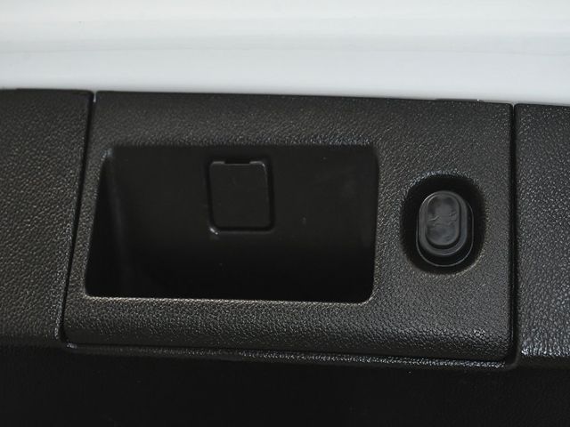 2017 GMC Yukon SLT - 22982439 - 68