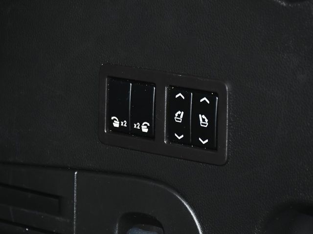 2017 GMC Yukon SLT - 22982439 - 70