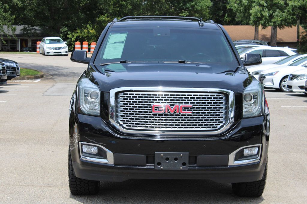 2017 Gmc Yukon XL Denali photo 2
