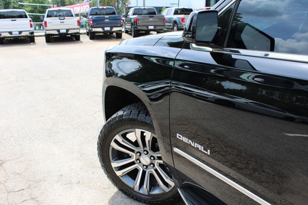 2017 Gmc Yukon XL Denali photo 32