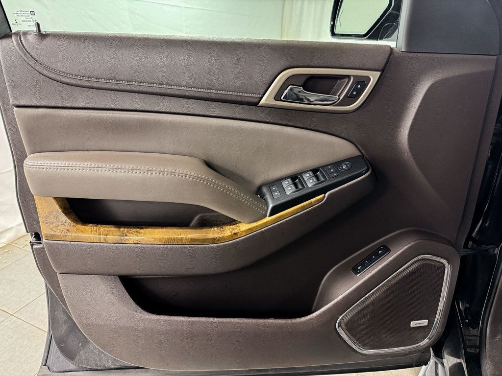 2017 GMC Yukon XL DENALI 4WD - 22944405 - 14