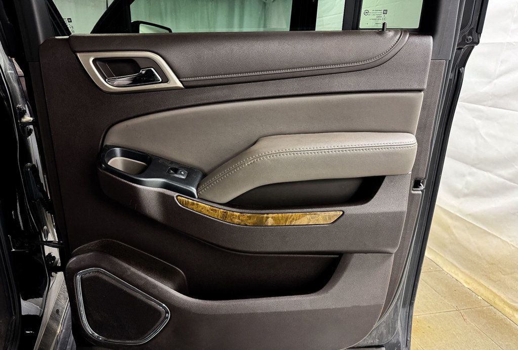 2017 GMC Yukon XL DENALI 4WD - 22944405 - 16