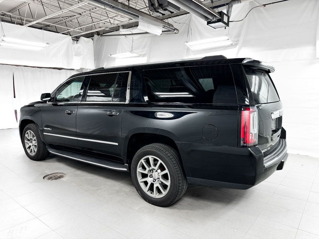 2017 GMC Yukon XL DENALI 4WD - 22944405 - 2