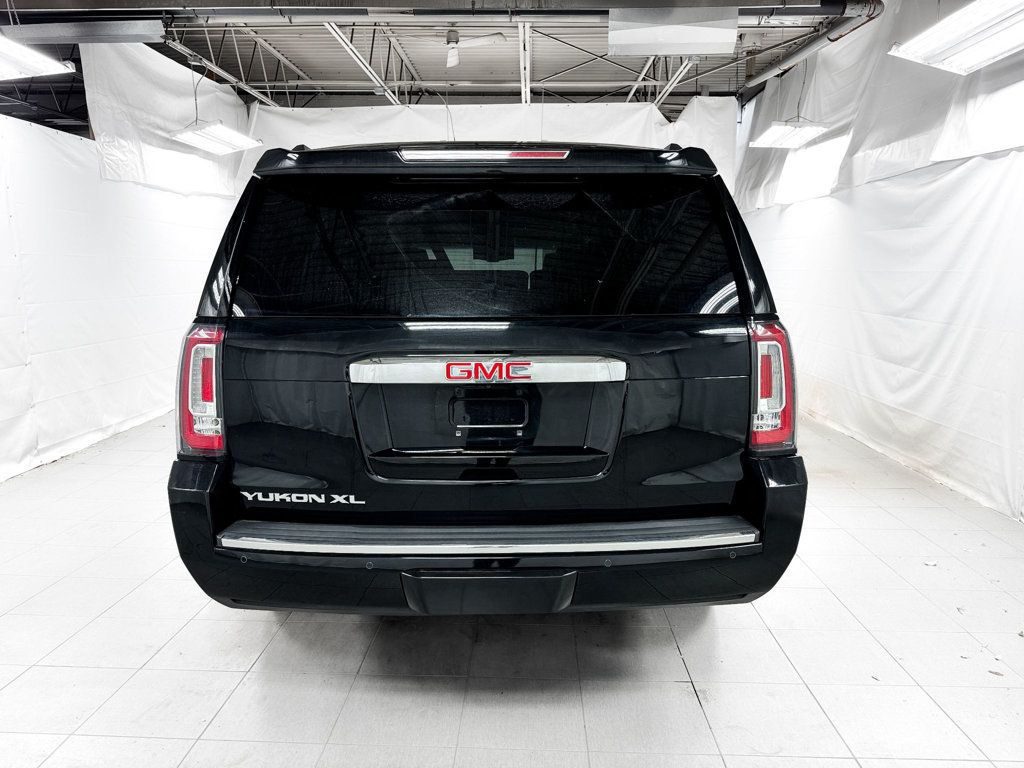 2017 GMC Yukon XL DENALI 4WD - 22944405 - 3