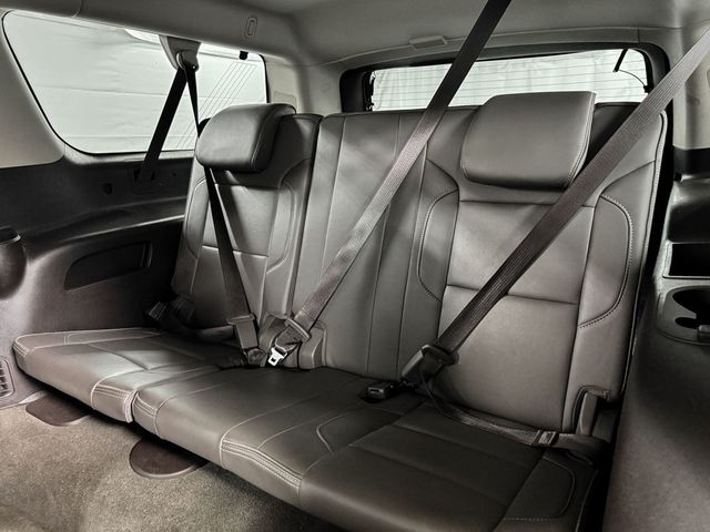 2017 GMC Yukon XL DENALI 4WD - 22944405 - 8