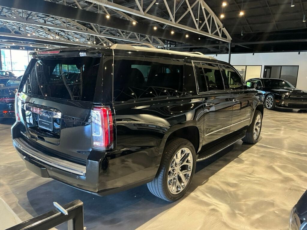 2017 GMC Yukon XL LocalTrade/4WD/Denali/OpenRoadPkg/MoonRoof/AdapCruise - 22637881 - 4