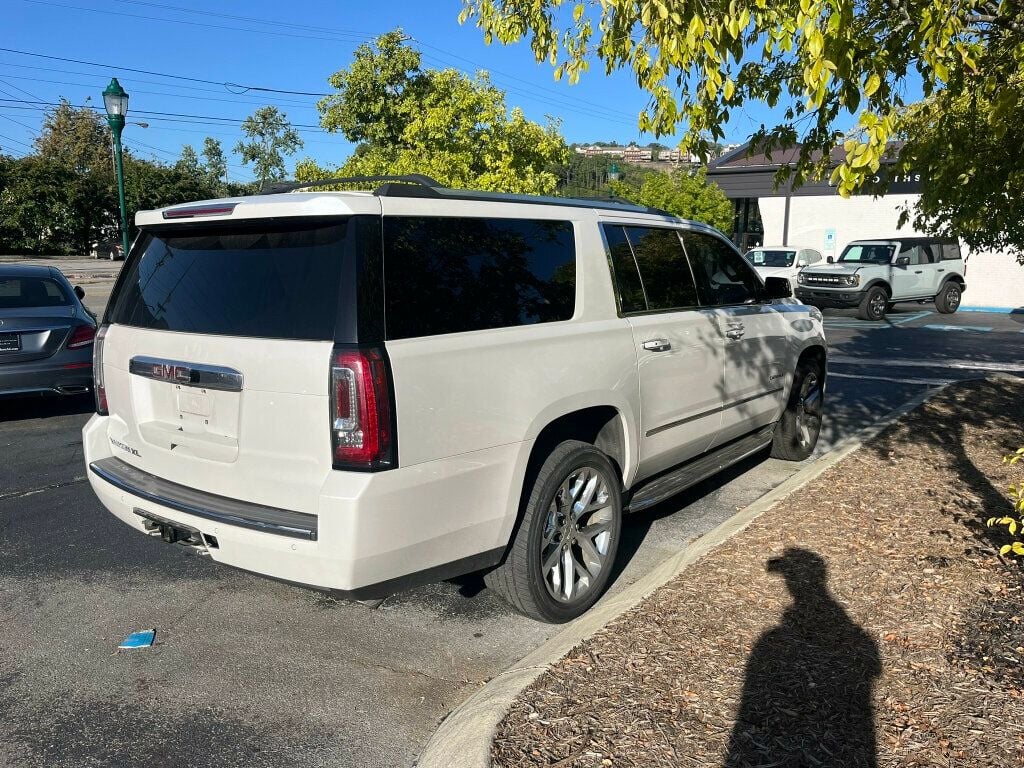 2017 GMC Yukon XL XL/Denali/OpenRoadPkg/MoonRoof/AdapCruise/RearEntertainment - 22624619 - 3