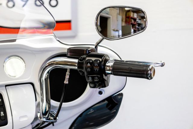 2017 Harley-Davidson FLHTCU Ultra Classic NICE UPGRADES!!! - 22988465 - 10