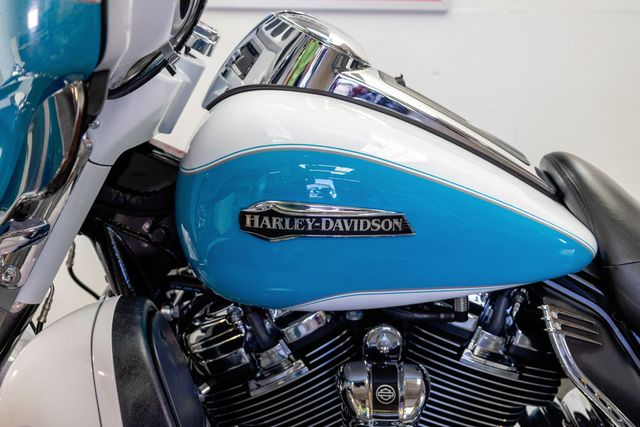 2017 Harley-Davidson FLHTCU Ultra Classic NICE UPGRADES!!! - 22988465 - 22