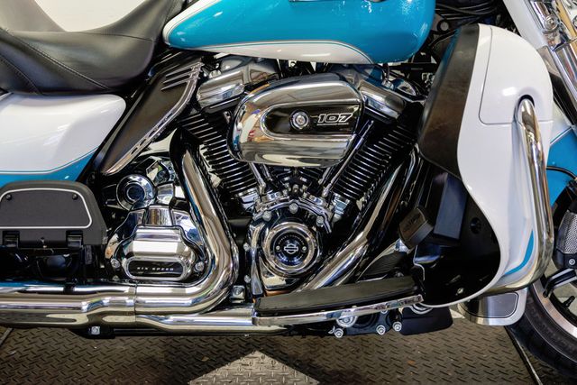 2017 Harley-Davidson FLHTCU Ultra Classic NICE UPGRADES!!! - 22988465 - 23